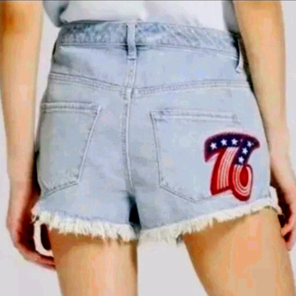 Mossimo Denim High Rise Light Blue Shorts Patriot Patchwork & Fringe- size 16/33